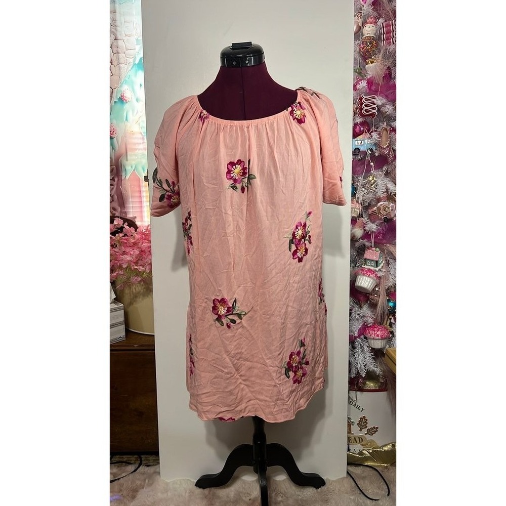 Lilypad‎ Embroidered Blouse Women OS Pink Good Floral Boho Short Sleeve Top